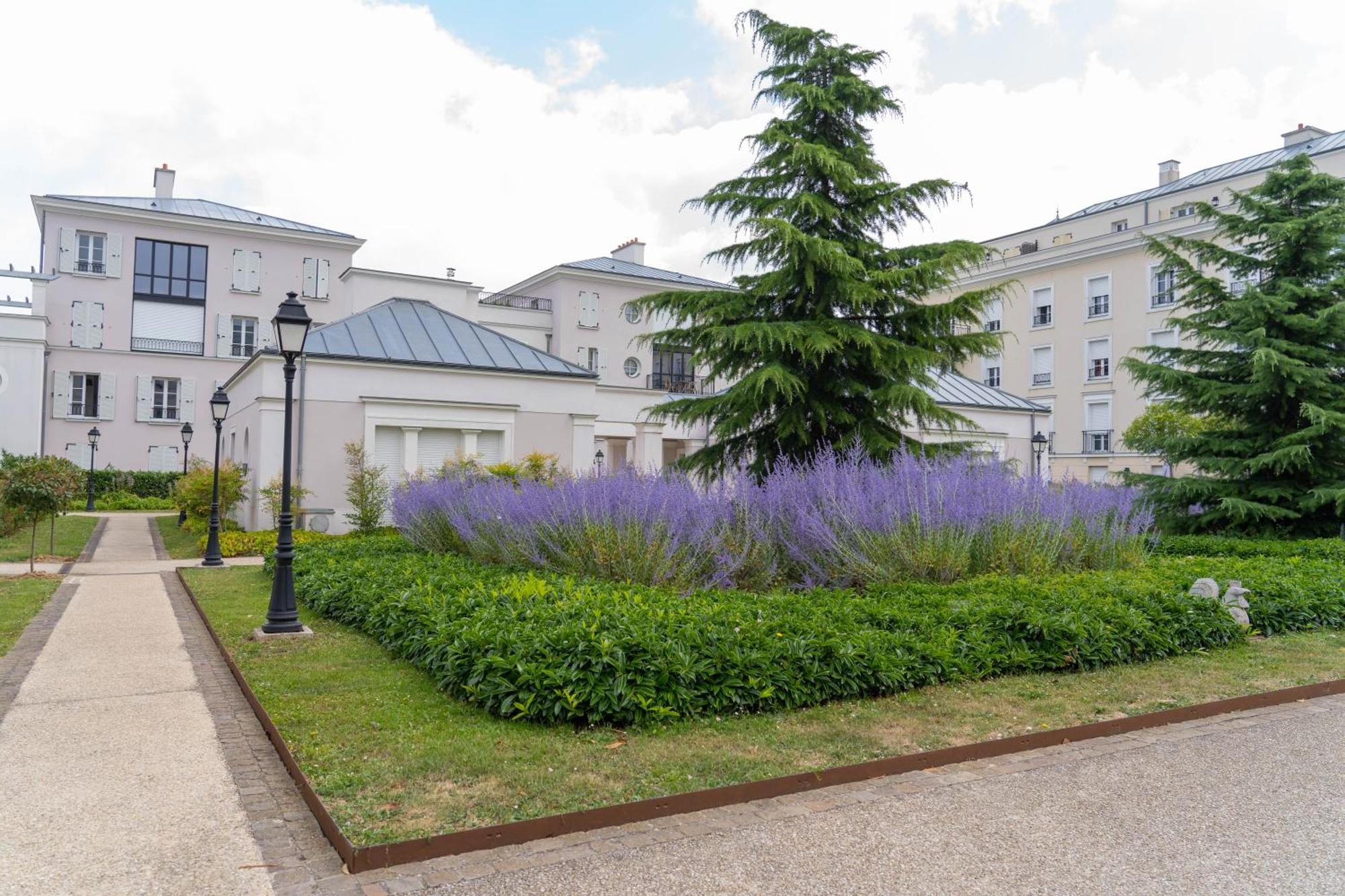 Air-Conditioned Apartment, Walking Distance To Disney - Disney Magical Homes, Paris Serris Kültér fotó