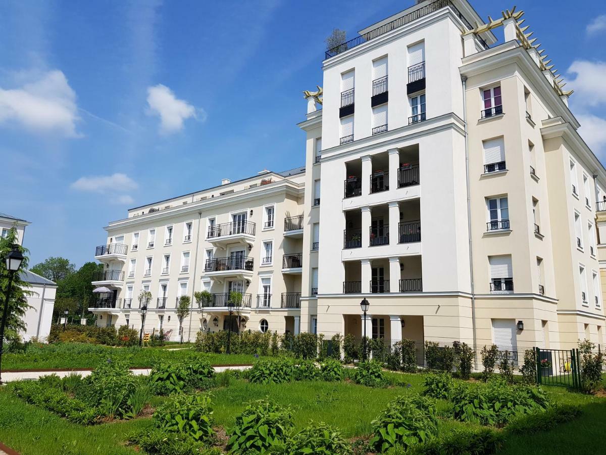 Air-Conditioned Apartment, Walking Distance To Disney - Disney Magical Homes, Paris Serris Kültér fotó